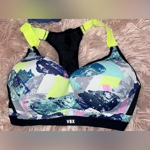 NEW Victoria’s Secret VSX Incredible Multicolor Sports Bra, Size 34DD